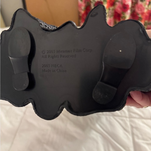 Neca 18 Inch Hellraiser Pinhead Action Figure Sound Motion Activated - Picture 4 of 5